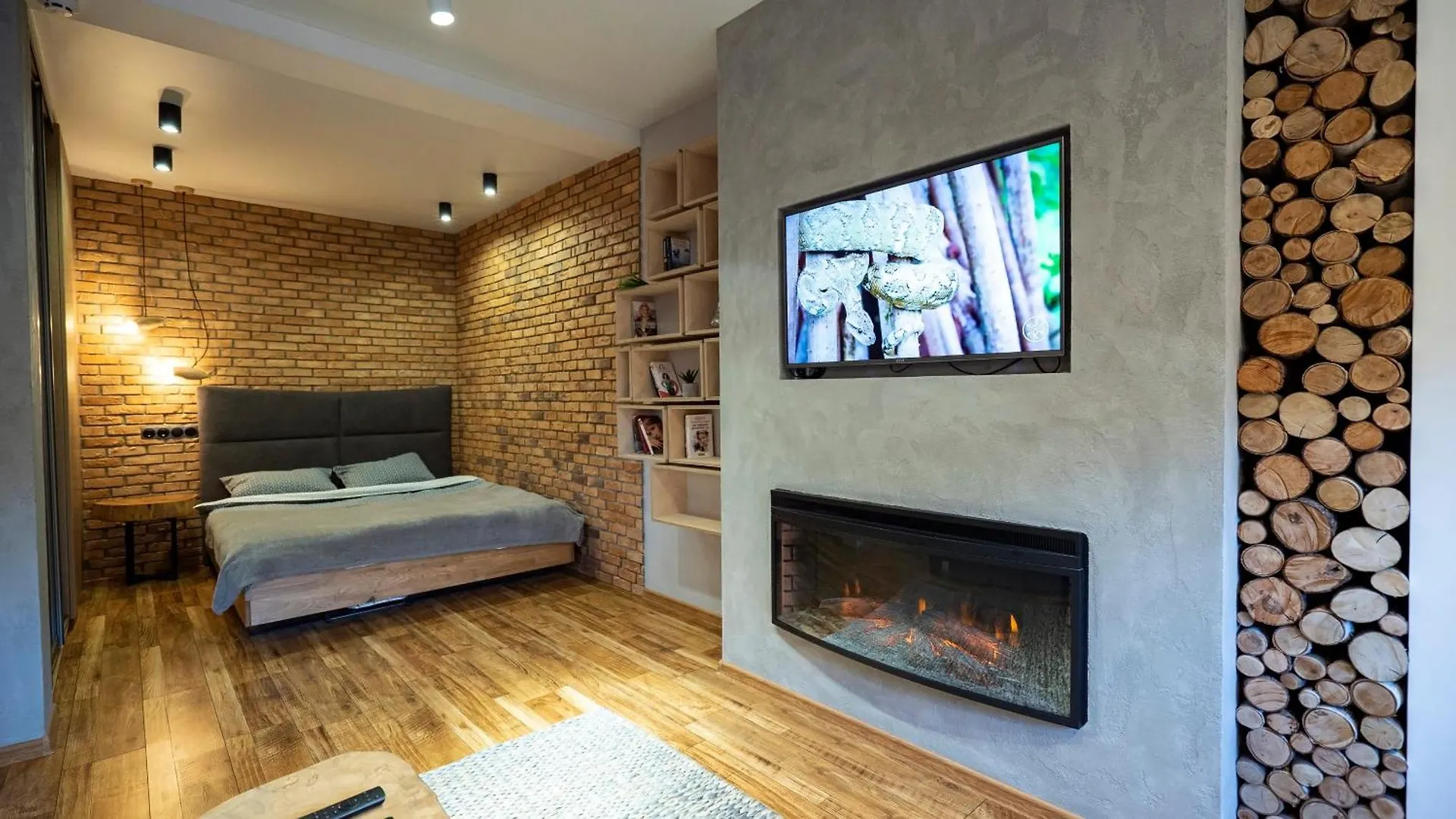 Loft Apartment Near Smart Plaza Polytech Kiev 0*,  Ucrânia
