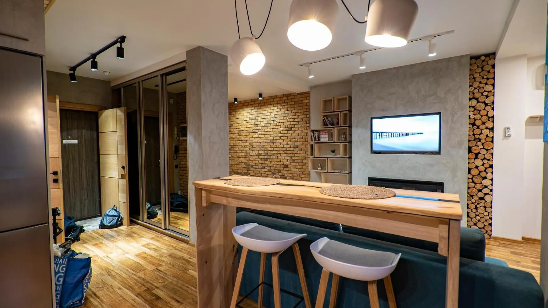 Loft Apartment Near Smart Plaza Polytech Kiev 0*,